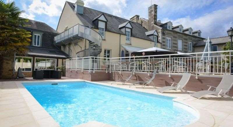 Brit Hotel Le Cygne Saint-Hilaire-du-Harcouët 시설 사진