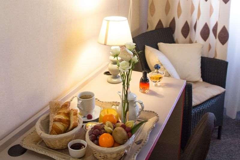 Brit Hotel Le Cygne Saint-Hilaire-du-Harcouët 객실 사진
