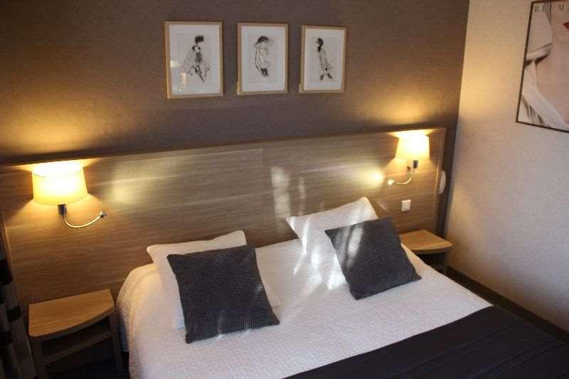Brit Hotel Le Cygne Saint-Hilaire-du-Harcouët 객실 사진