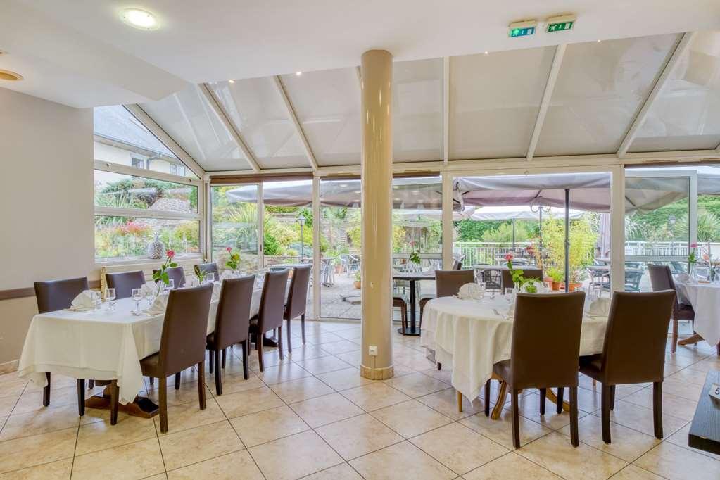 Brit Hotel Le Cygne Saint-Hilaire-du-Harcouët 레스토랑 사진