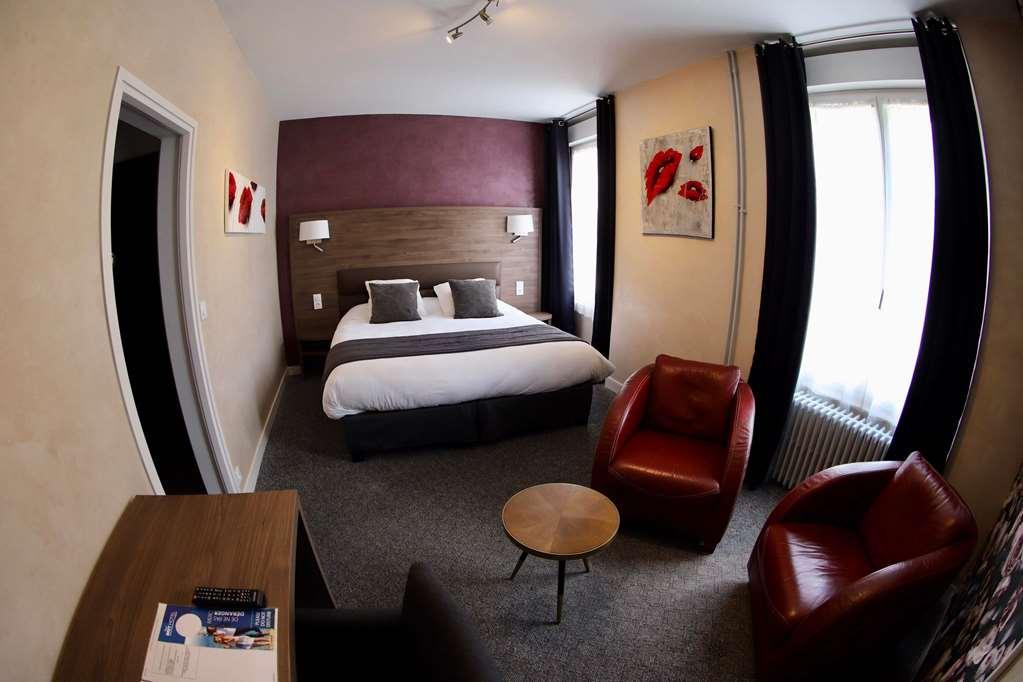 Brit Hotel Le Cygne Saint-Hilaire-du-Harcouët 객실 사진