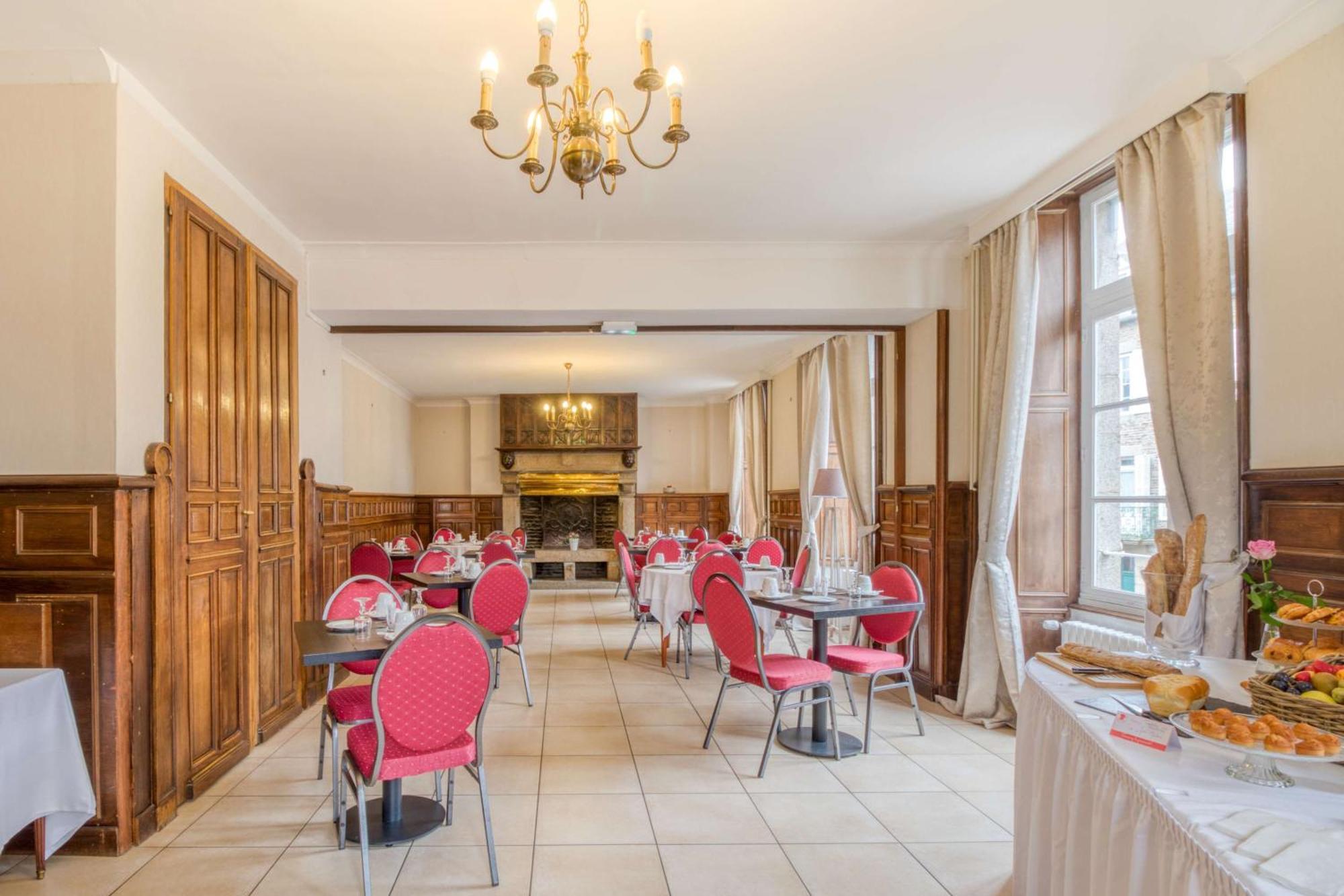 Brit Hotel Le Cygne Saint-Hilaire-du-Harcouët 외부 사진