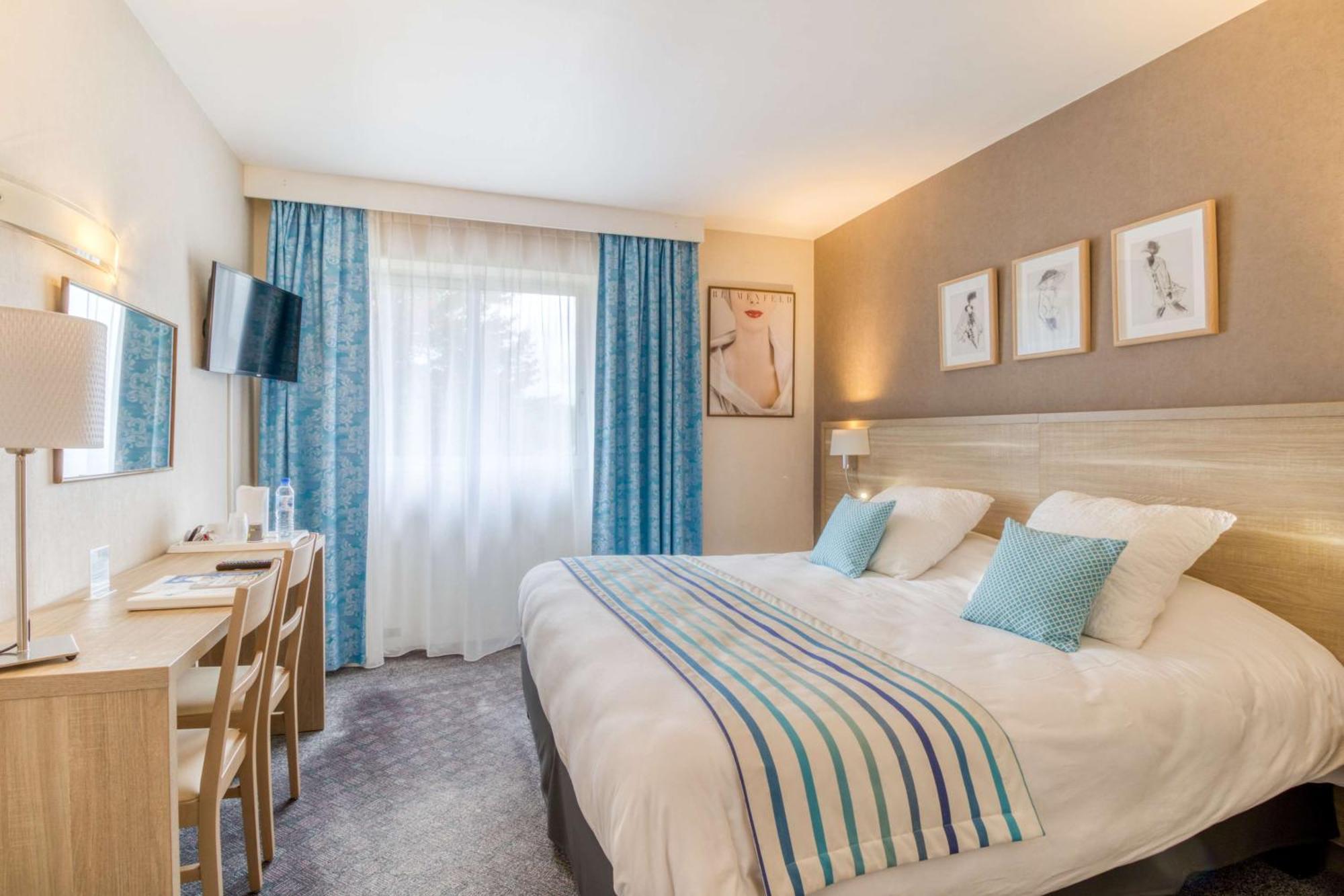 Brit Hotel Le Cygne Saint-Hilaire-du-Harcouët 외부 사진