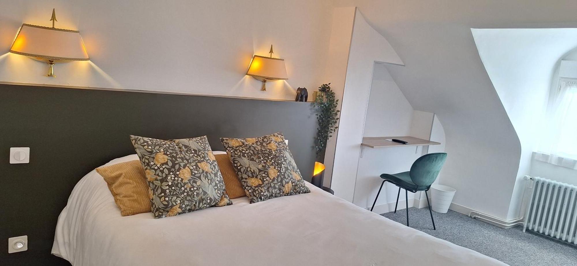 Brit Hotel Le Cygne Saint-Hilaire-du-Harcouët 외부 사진