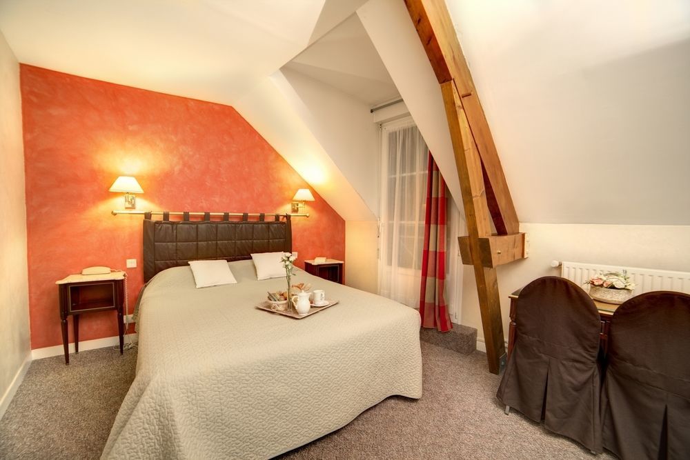 Brit Hotel Le Cygne Saint-Hilaire-du-Harcouët 외부 사진
